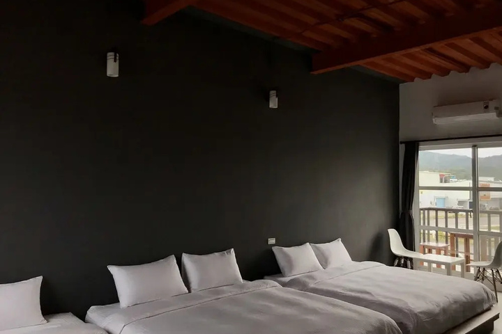 Room 2 of 13