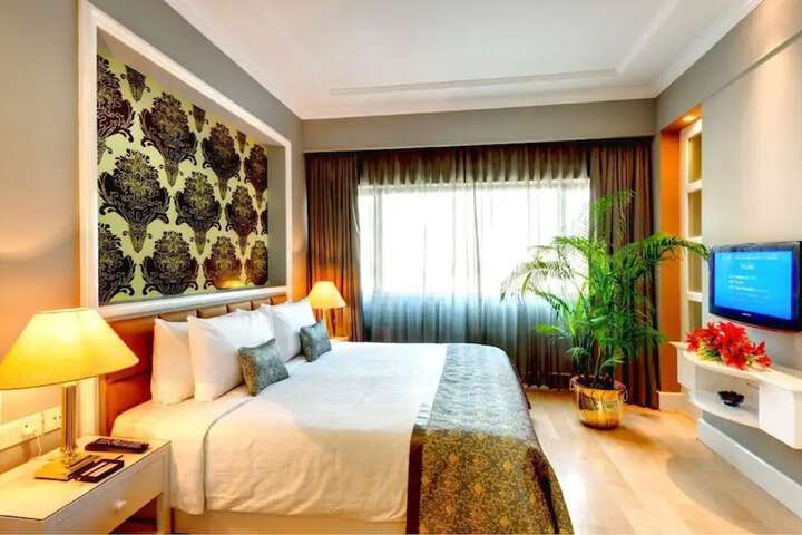 Room 21 of 55