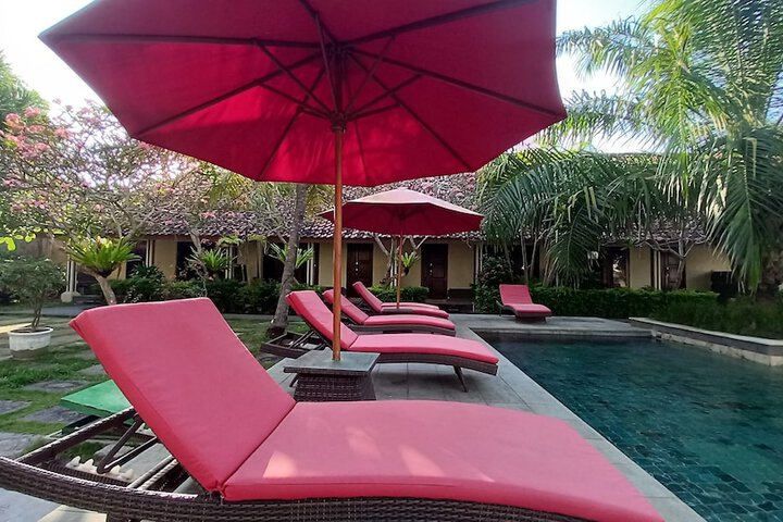 Pool 37 of 61