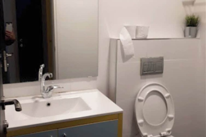 Room 5 of 21