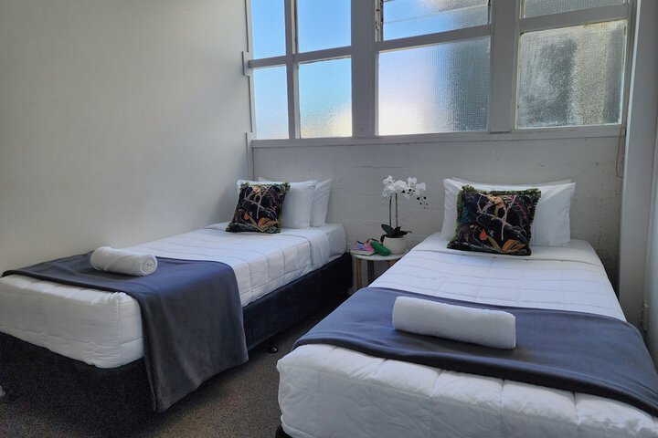 Room 19 of 123