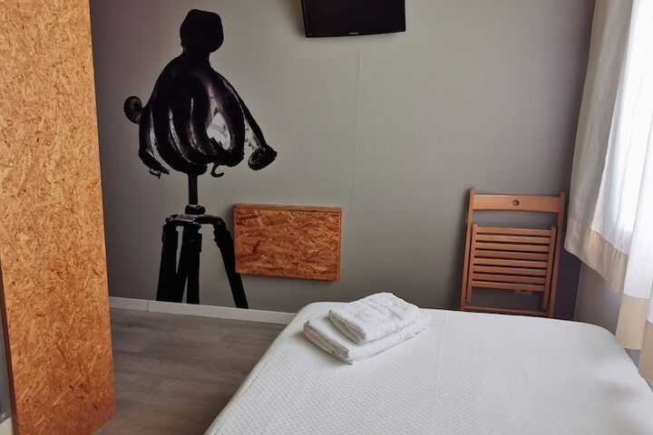 Room 11 of 63
