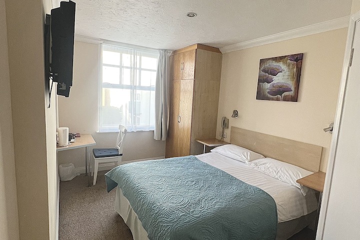Room 5 of 59