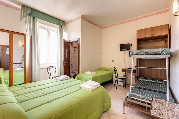 Room 42 of 83