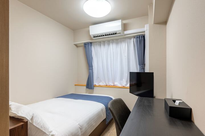 Room 8 of 57