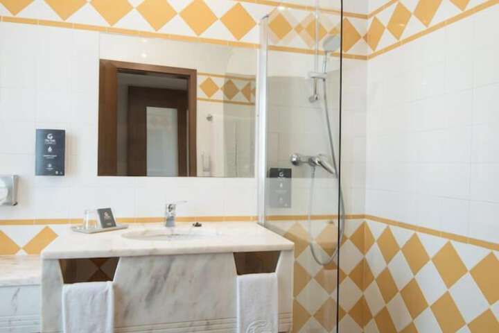 Clean Restrooms