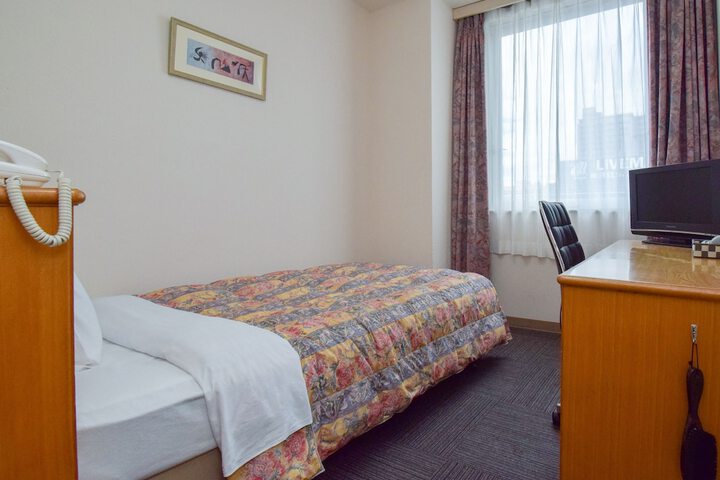 Room 26 of 105