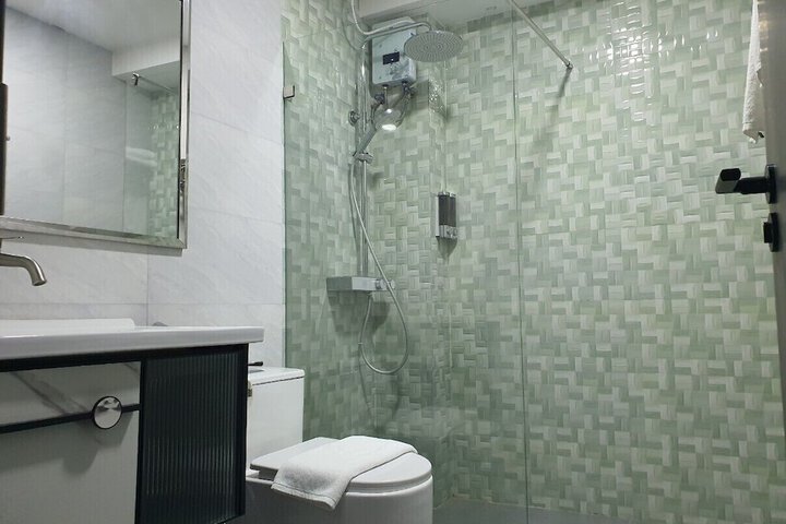 Room 27 of 116