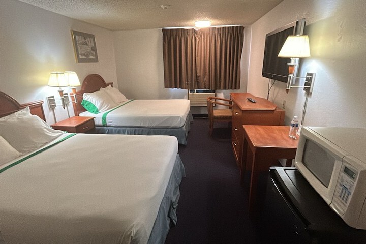 Room 21 of 49