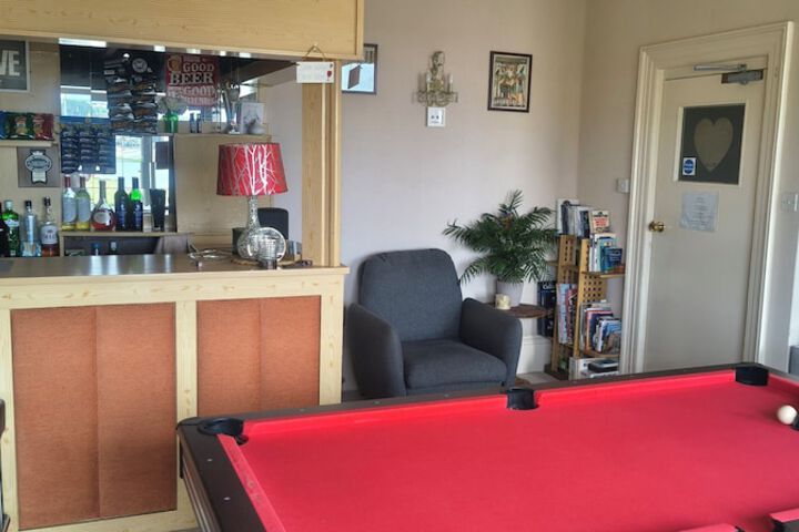 Lounge 173 of 184
