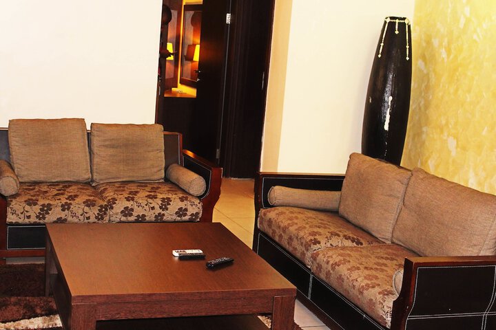 Guest Lobby