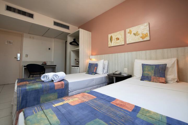 Room 10 of 67