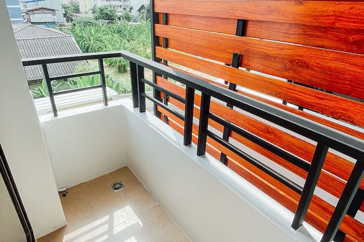 Terrace/Patio 28 of 36