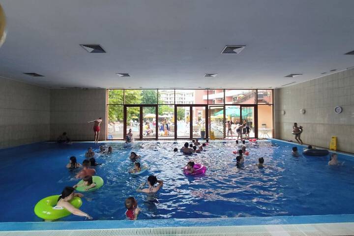 Pool 72 of 98