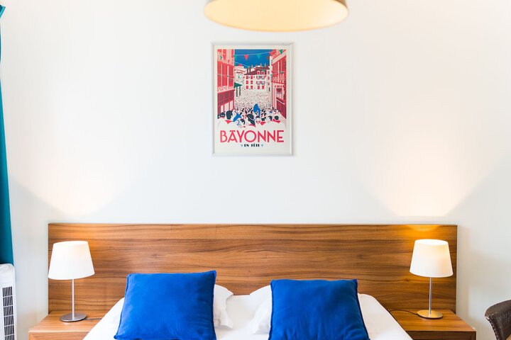 Room 19 of 38