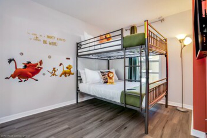 Room 142 of 165