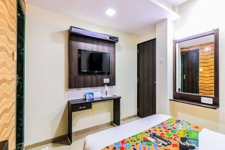 Room 12 of 20