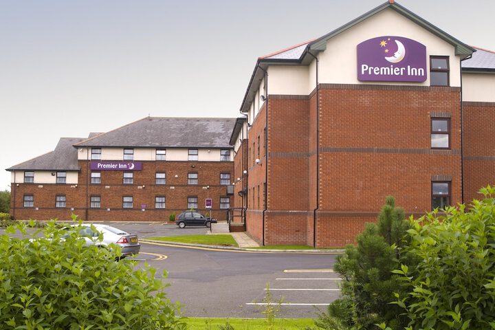 Premier Inn Livingston - M8 Jct3