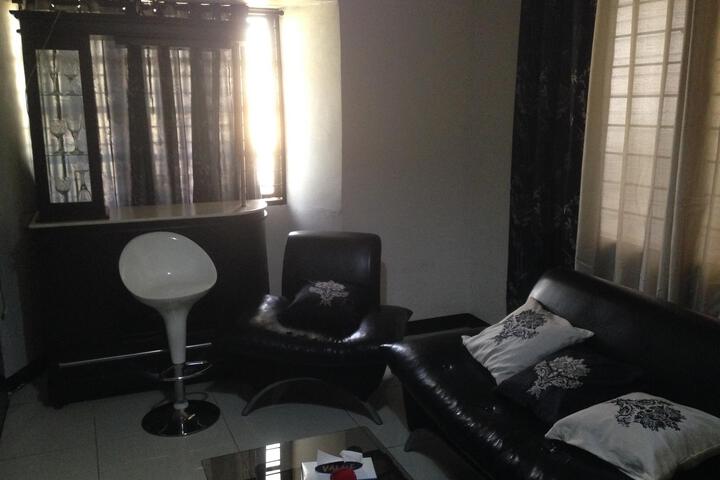 Room 3 of 6