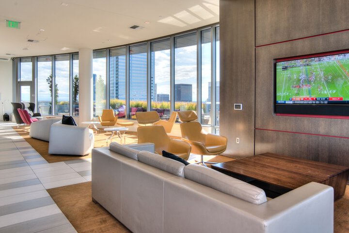 Furnished Apartments on Pine Street in Seattle, WA