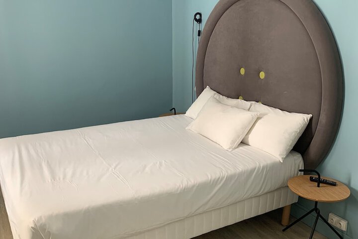 Room 19 of 39