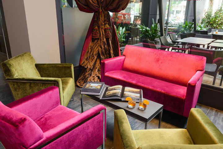 Hotel Lobby