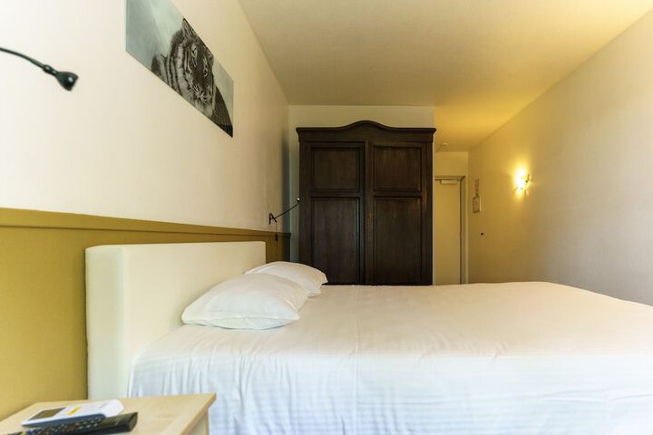Room 22 of 43