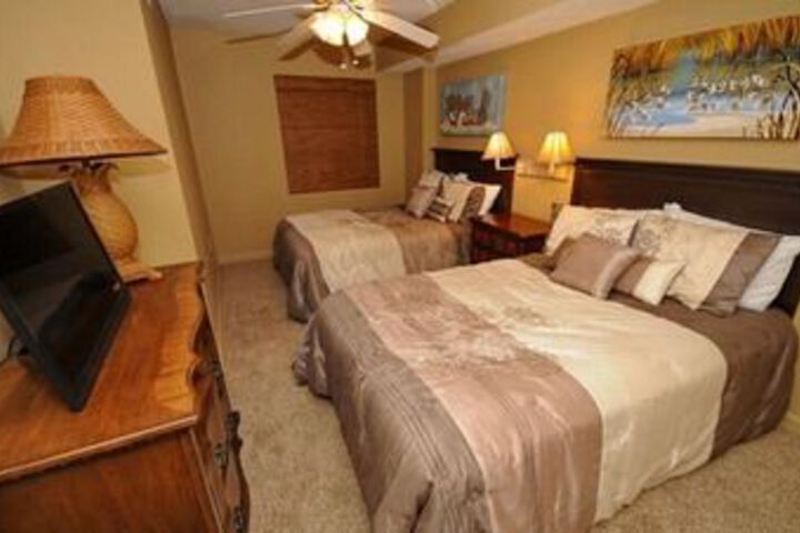 Room 10 of 31