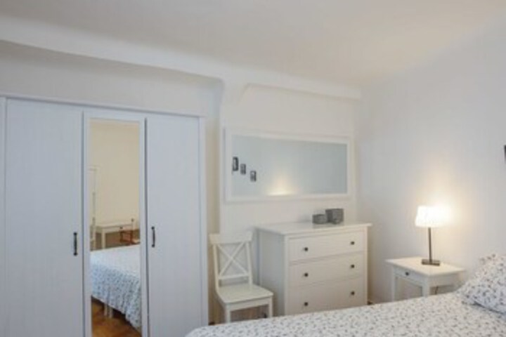 Room 12 of 22
