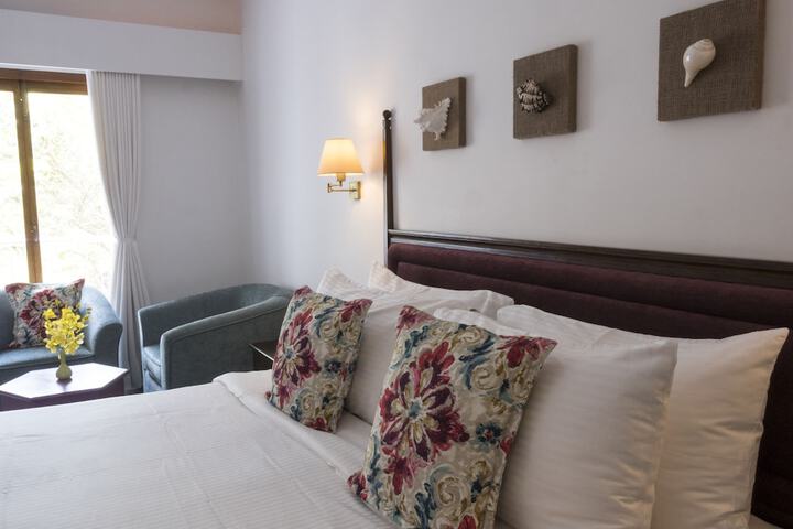 Room 20 of 47