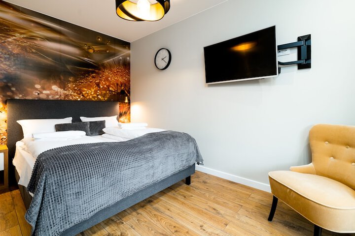 Room 91 of 375