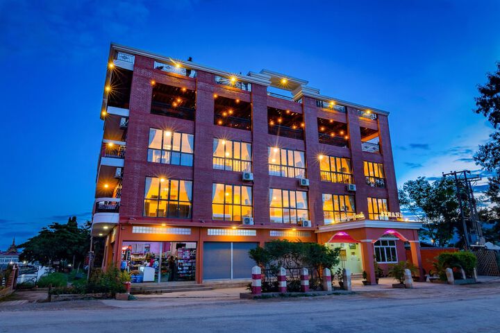 Inle Strand Hotel