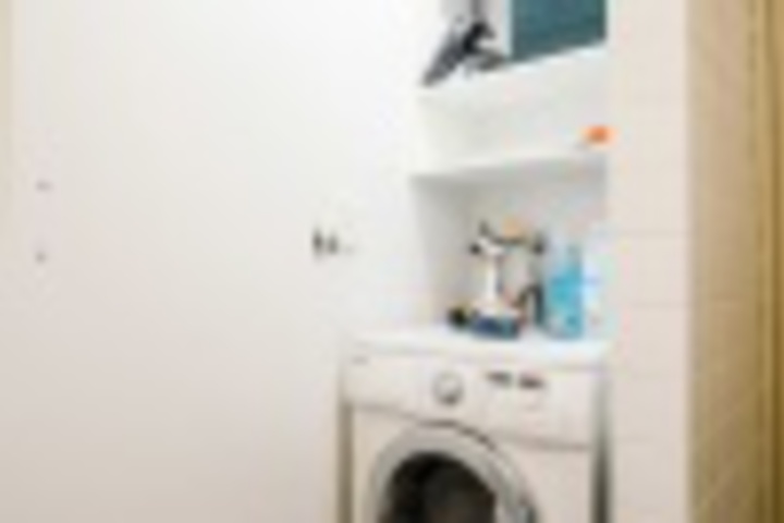 Room 268 of 372