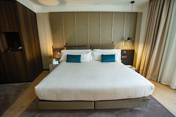 Room 41 of 94