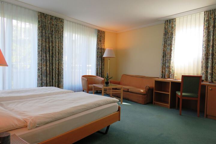 Room 8 of 26