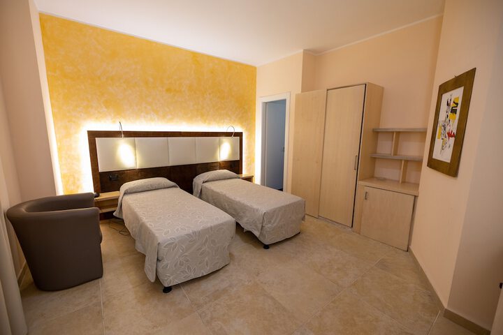 Room 5 of 56