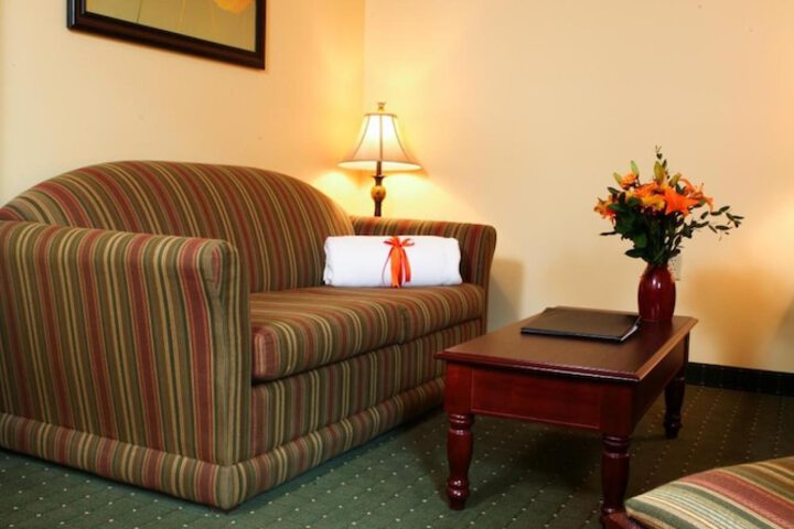 Room 16 of 36