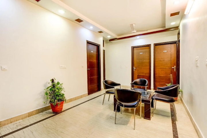 Room 2 of 4