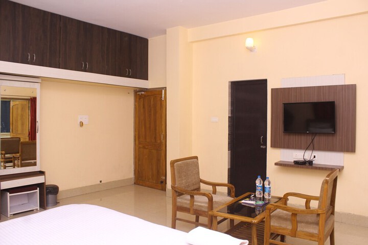 Room 16 of 20