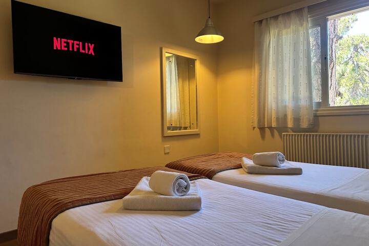 Room 16 of 43