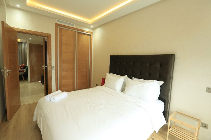 Room 15 of 32