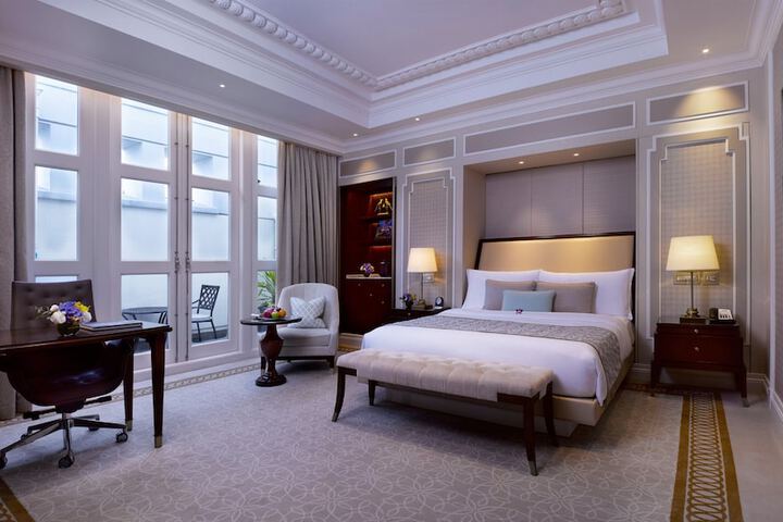 Room 4 of 84