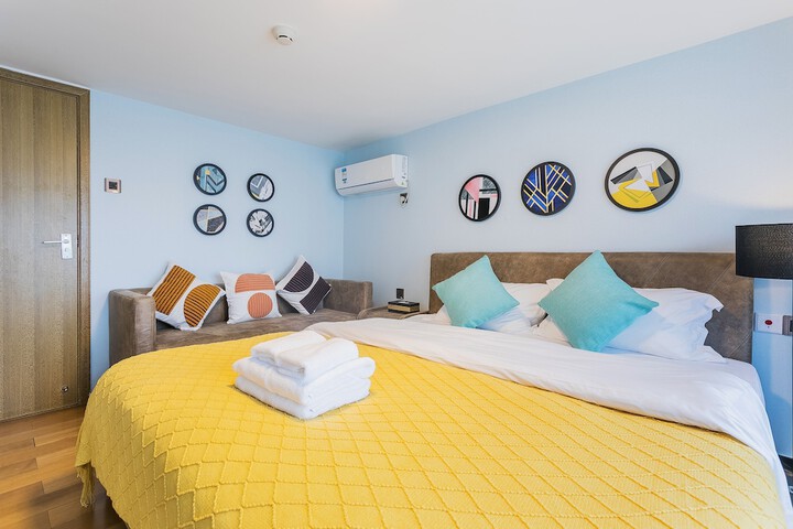 Room 41 of 97