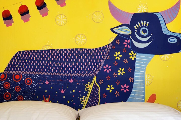 Room 6 of 45