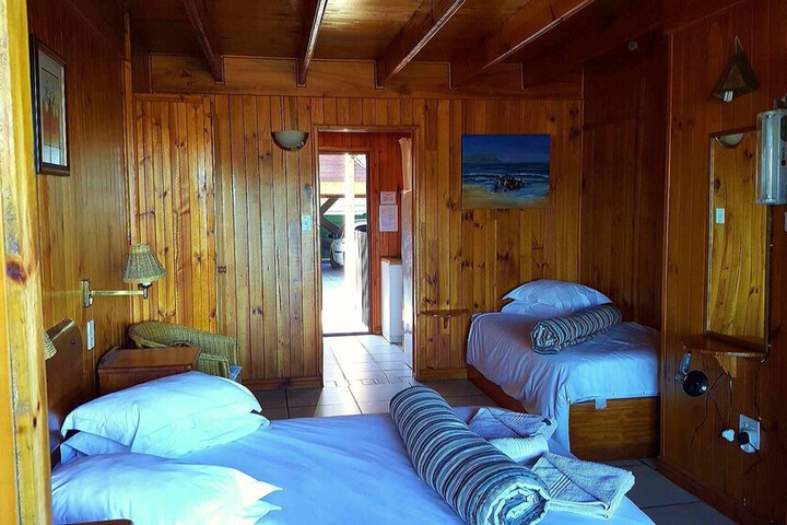 Room 11 of 45