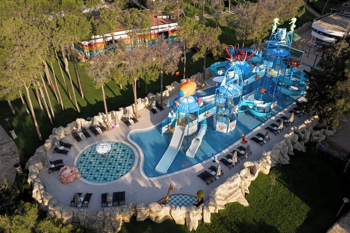 Pool 211 of 518