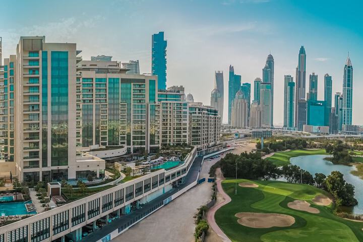 Vida Emirates Hills in Dubai
