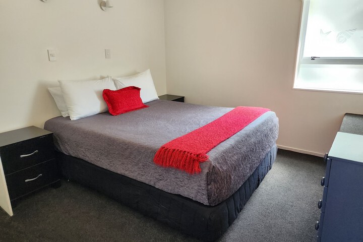 Room 27 of 53