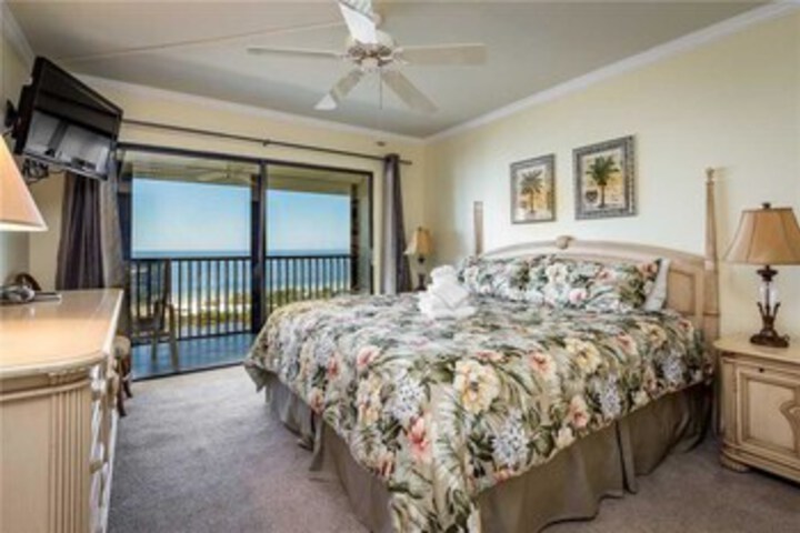 Room 25 of 27