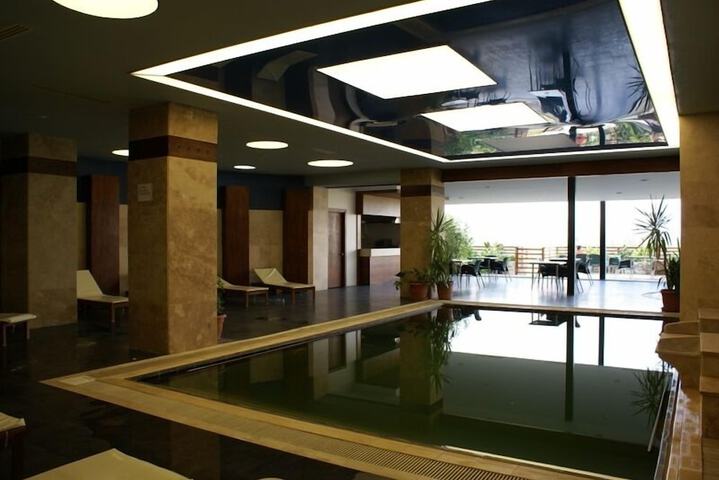 Pool 24 of 49